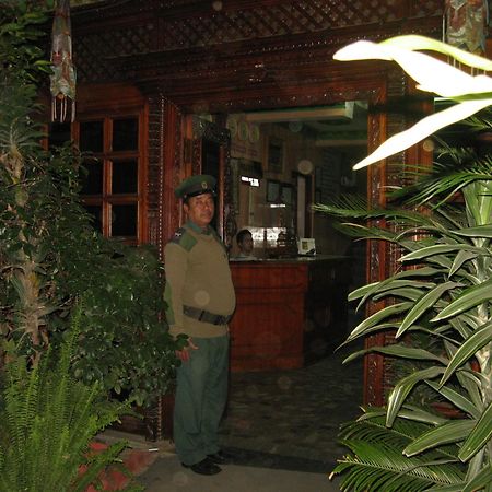 Hotel Metropolitan Kantipur Катманду Екстер'єр фото
