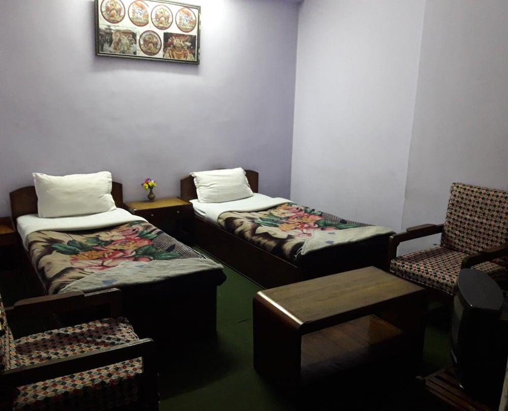 Hotel Metropolitan Kantipur Катманду Екстер'єр фото