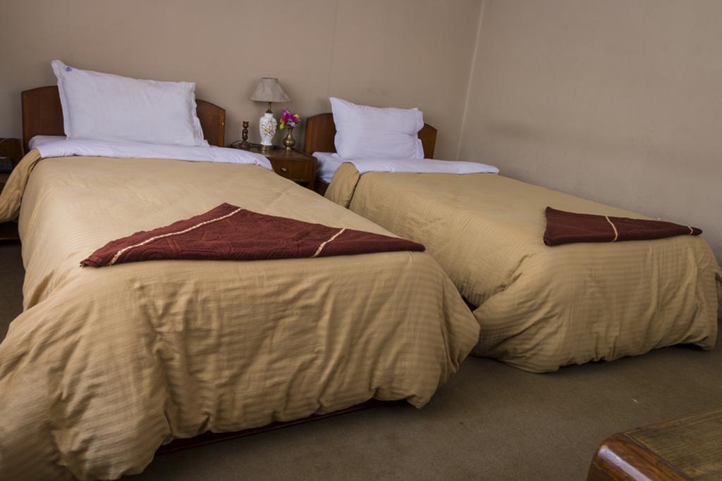 Hotel Metropolitan Kantipur Катманду Екстер'єр фото