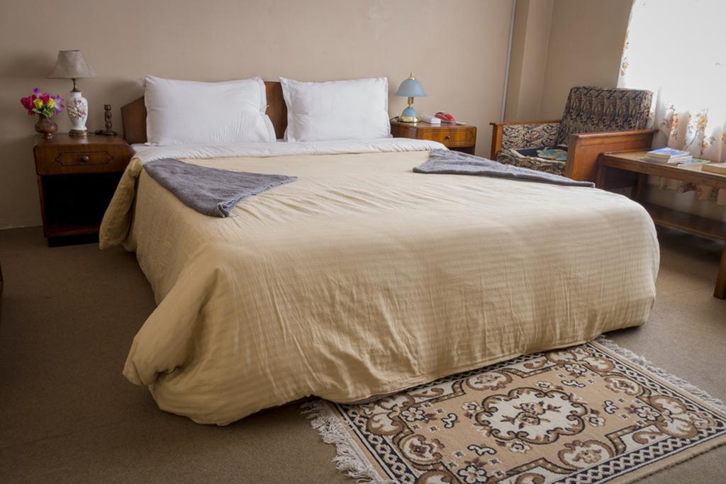 Hotel Metropolitan Kantipur Катманду Екстер'єр фото