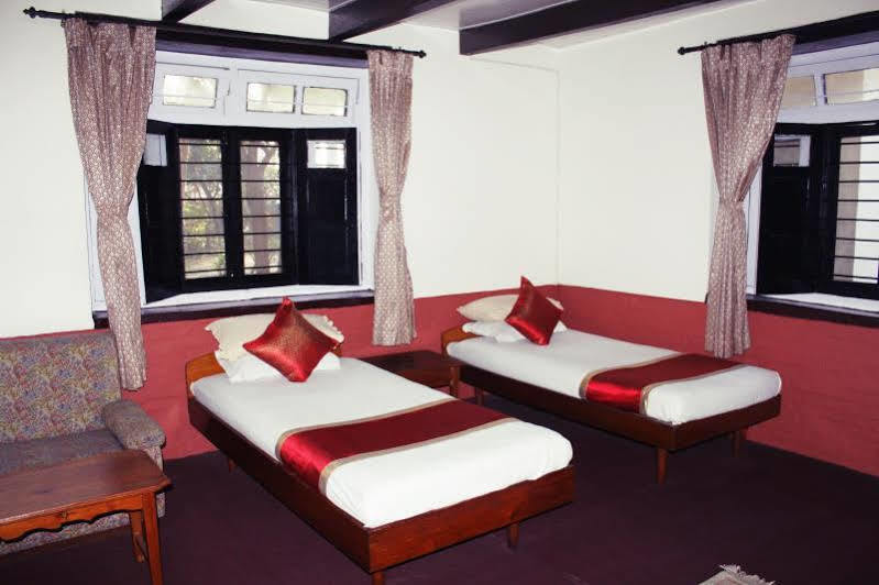 Hotel Metropolitan Kantipur Катманду Екстер'єр фото