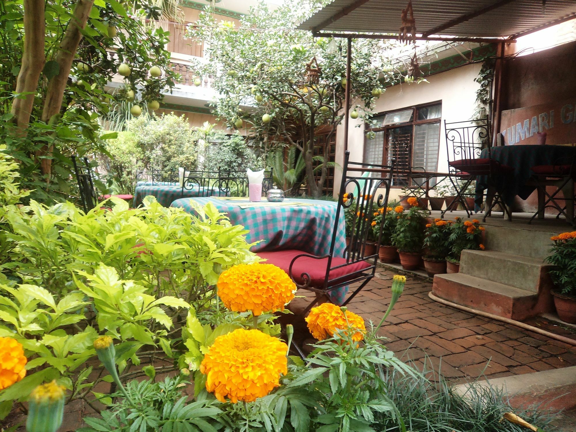 Hotel Metropolitan Kantipur Катманду Екстер'єр фото